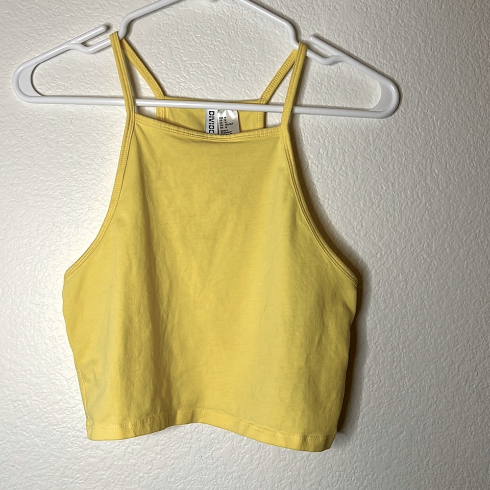 CUTE YELLOW CROP TOP